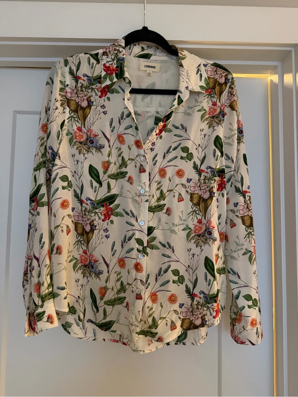 L'AGENCE Floral Blouse

Size: S/P - Picture 2 of 6